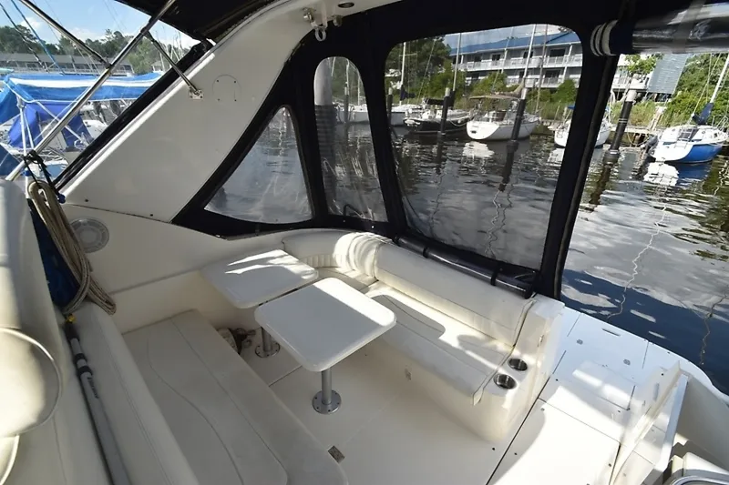 Slide: The Image of Cruisers 320 Express 2004 - 14