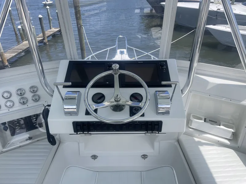 Slide: The Image of Hatteras 34 Sportfisherman 1968 - 11