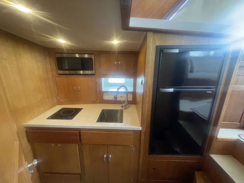 Slide: The Image of Hatteras 34 Sportfisherman 1968 - 24