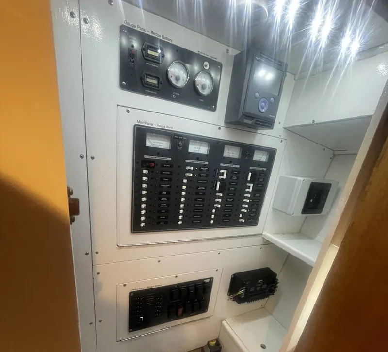 Slide: The Image of Hatteras 34 Sportfisherman 1968 - 33