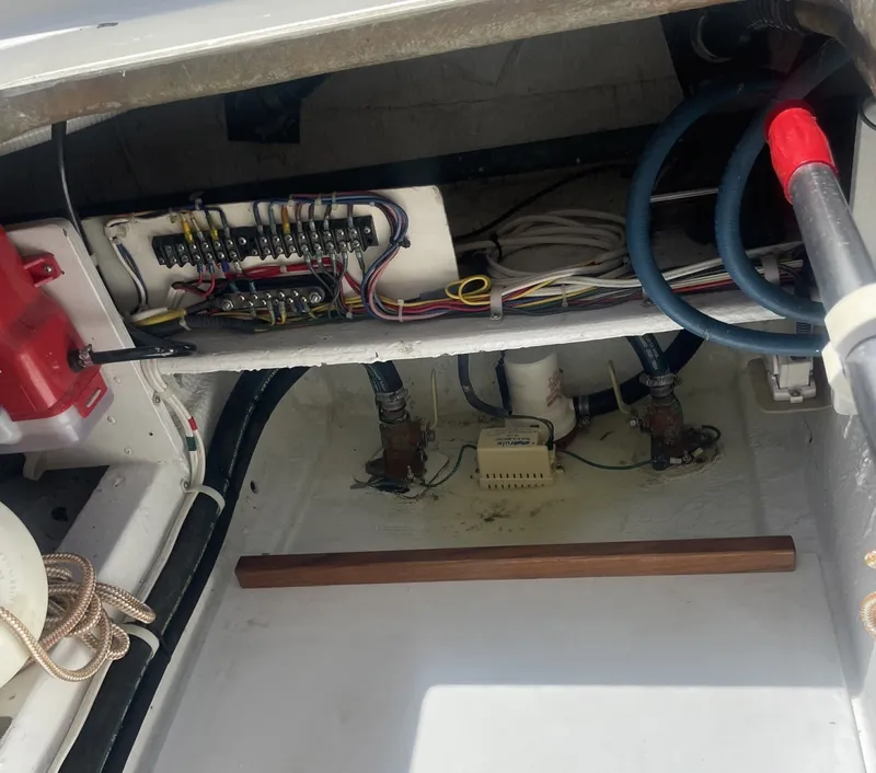 Slide: The Image of Hatteras 34 Sportfisherman 1968 - 37