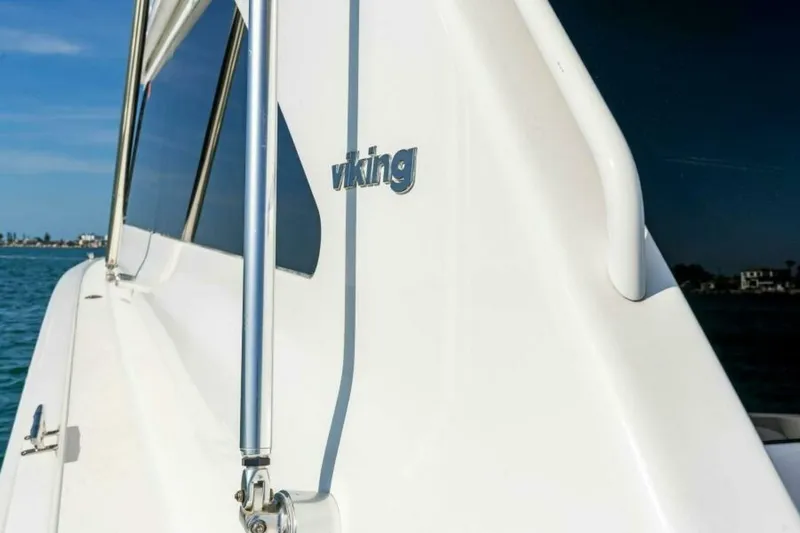 Slide: The Image of Viking 48 Convertible 2003 - 12