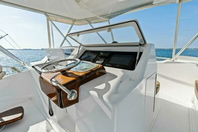 Slide: The Image of Viking 48 Convertible 2003 - 14