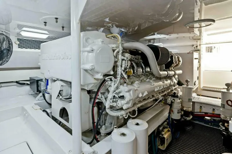 Slide: The Image of Viking 48 Convertible 2003 - 43