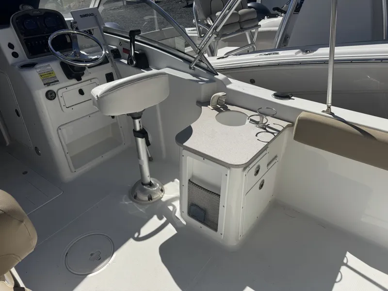 Slide: The Image of Sea Hunt Escape 234 LE 2013 - 10