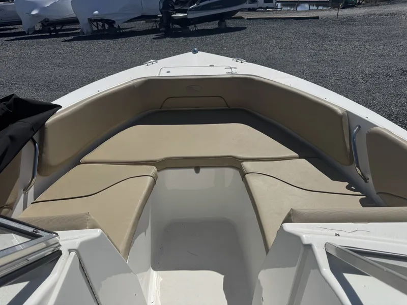 Slide: The Image of Sea Hunt Escape 234 LE 2013 - 14