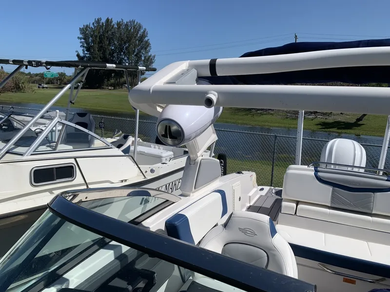 Slide: The Image of Chaparral 270 OSX 2023 - 26