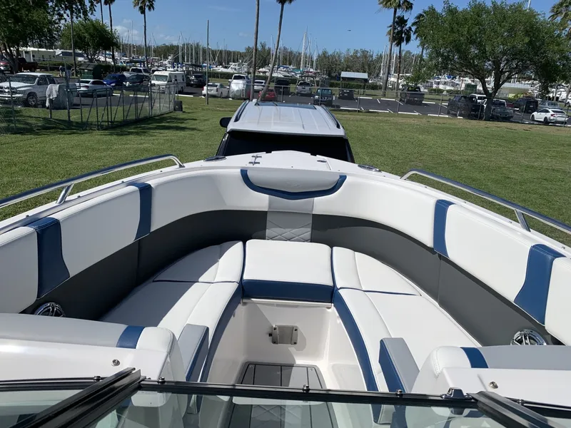 Slide: The Image of Chaparral 270 OSX 2023 - 8