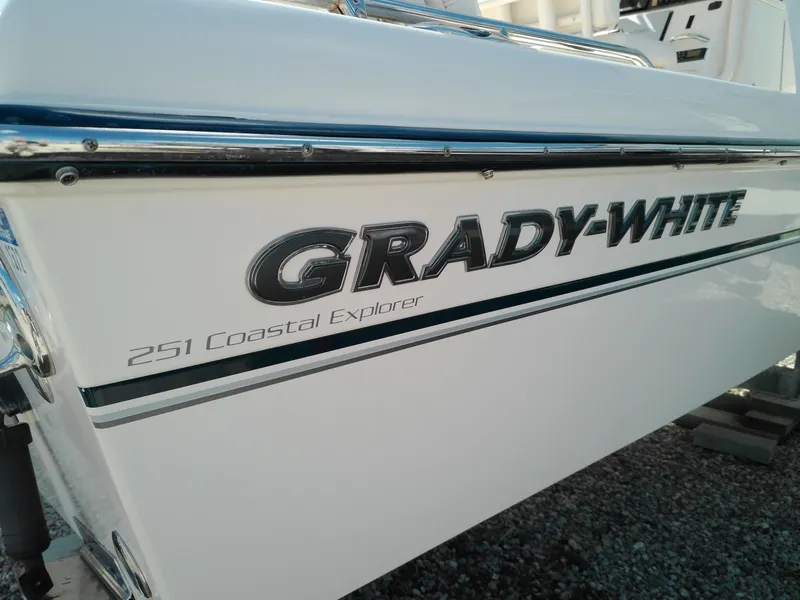 Slide: The Image of Grady-White 2015 - 45