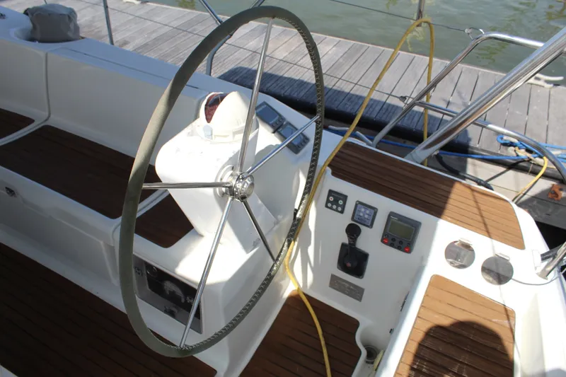 Slide: The Image of Jeanneau 45 Sun Odyssey 2006 - 15