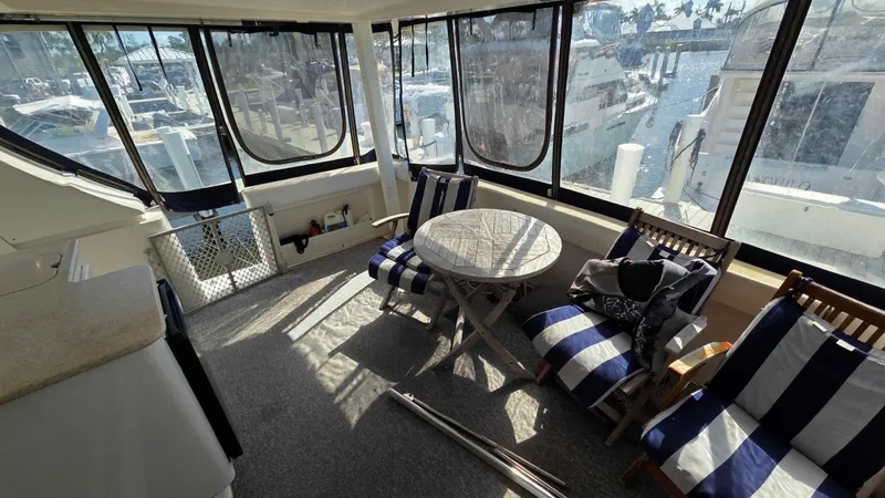 Slide: The Image of Silverton 453 Motor Yacht 2001 - 13