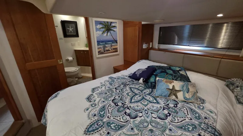 Slide: The Image of Silverton 453 Motor Yacht 2001 - 52