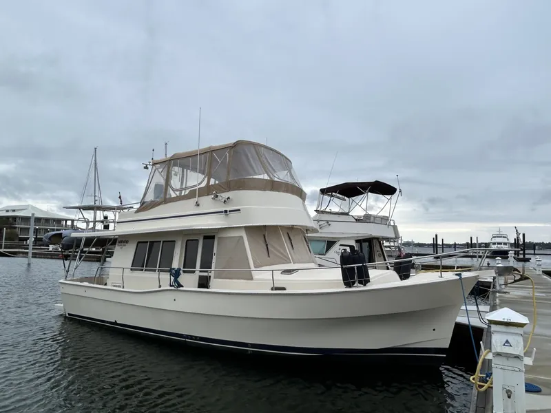 The Image of Mainship 400 2005 - 0