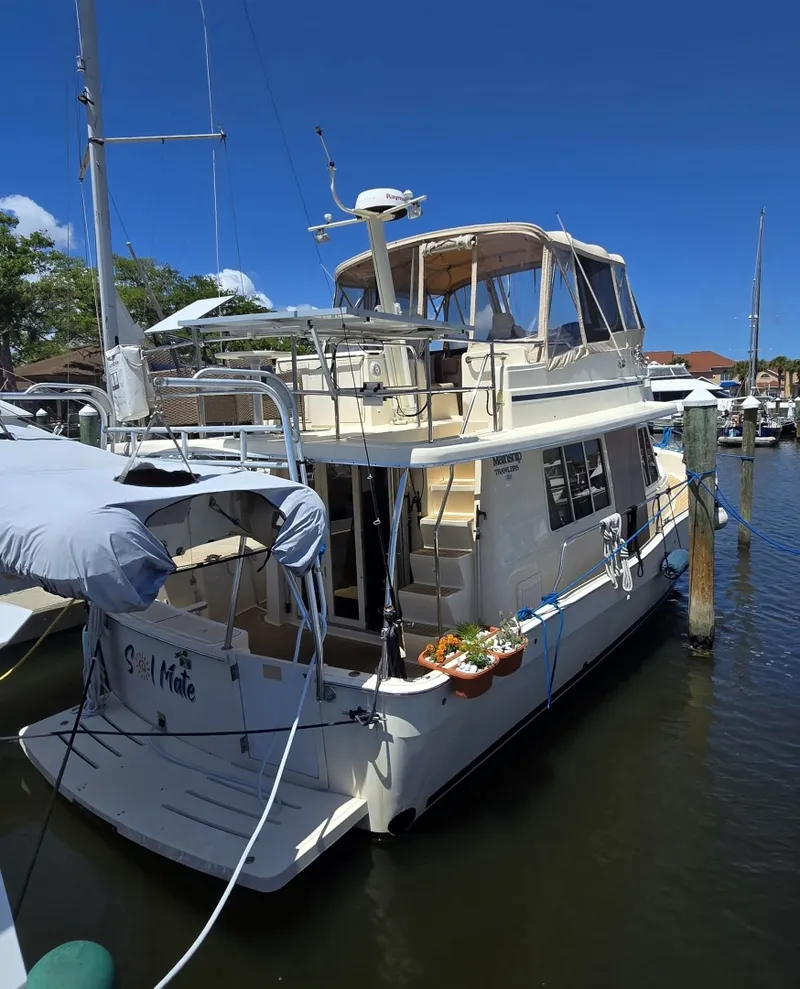 Slide: The Image of Mainship 400 2005 - 2