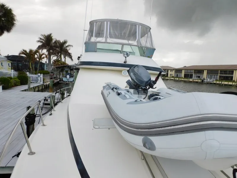 Slide: The Image of Sea Ray 460 Convertible 1987 - 12