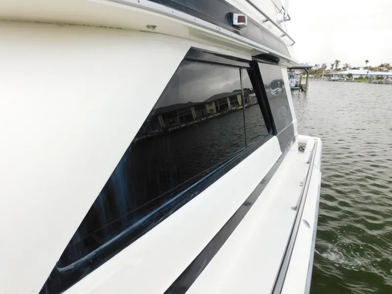 Slide: The Image of Sea Ray 460 Convertible 1987 - 14