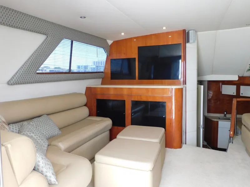 Slide: The Image of Sea Ray 460 Convertible 1987 - 23