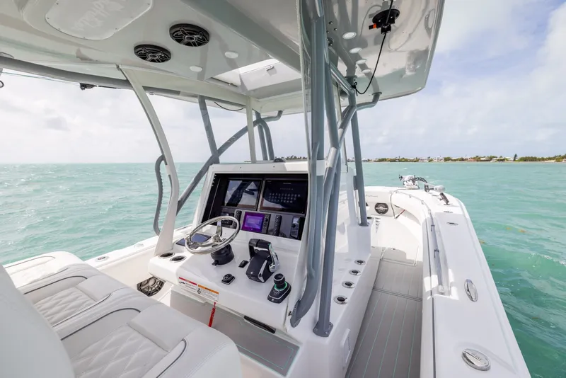 Slide: The Image of Sea Hunter Floridian 2025 - 26