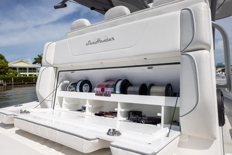 Slide: The Image of Sea Hunter Floridian 2025 - 33