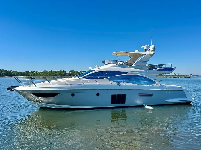 The Image of Azimut FlyBridge 2011 - 0