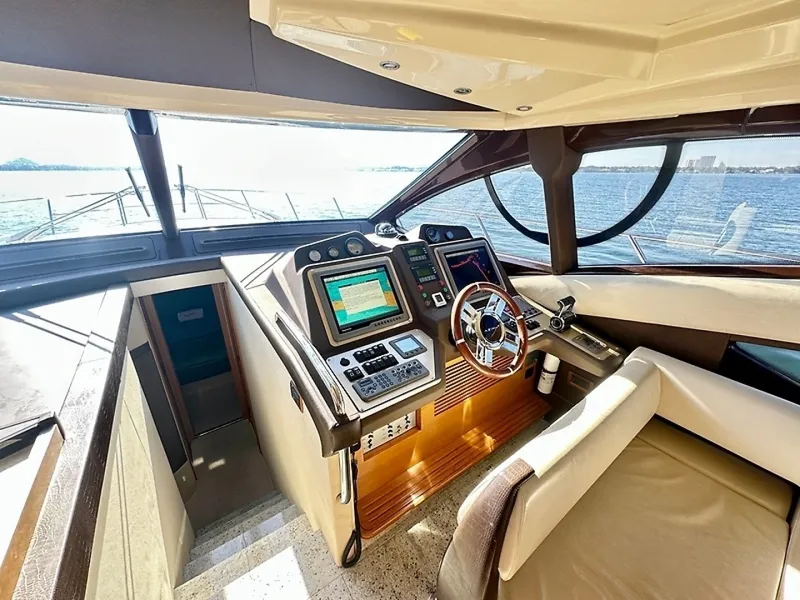 Slide: The Image of Azimut FlyBridge 2011 - 19