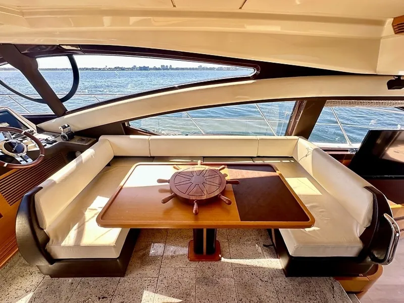 Slide: The Image of Azimut FlyBridge 2011 - 37