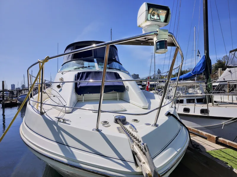 Slide: The Image of Carver Yachts 36 Mariner 2007 - 10