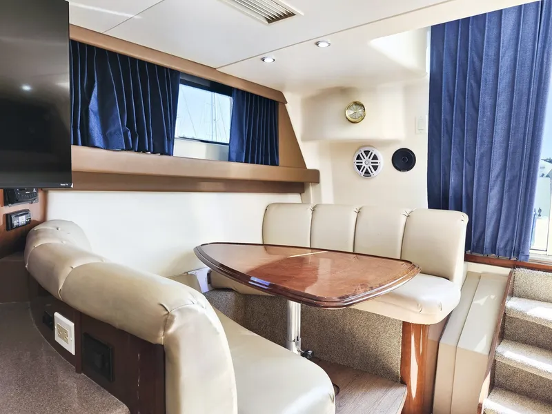 Slide: The Image of Carver Yachts 36 Mariner 2007 - 15