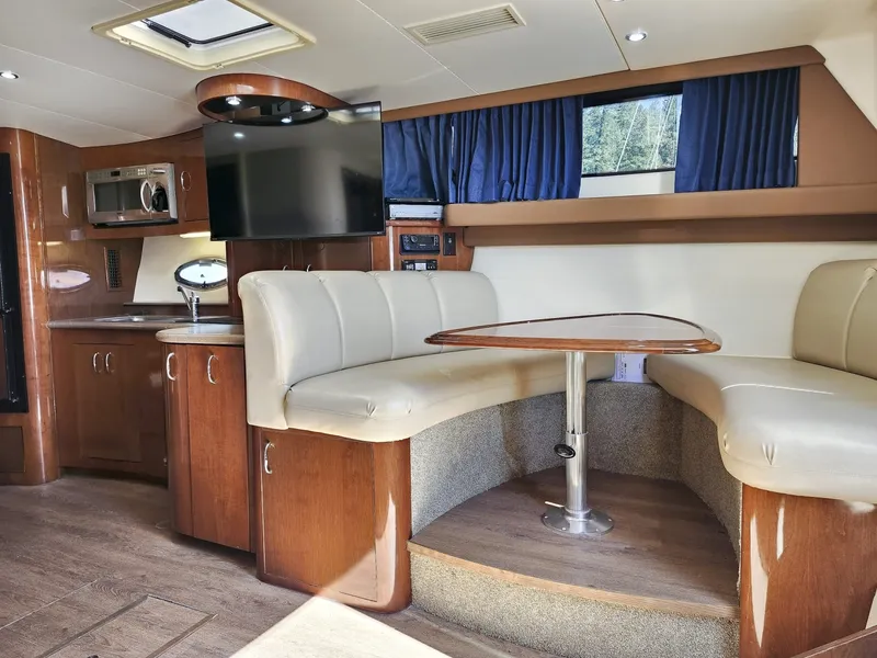 Slide: The Image of Carver Yachts 36 Mariner 2007 - 16