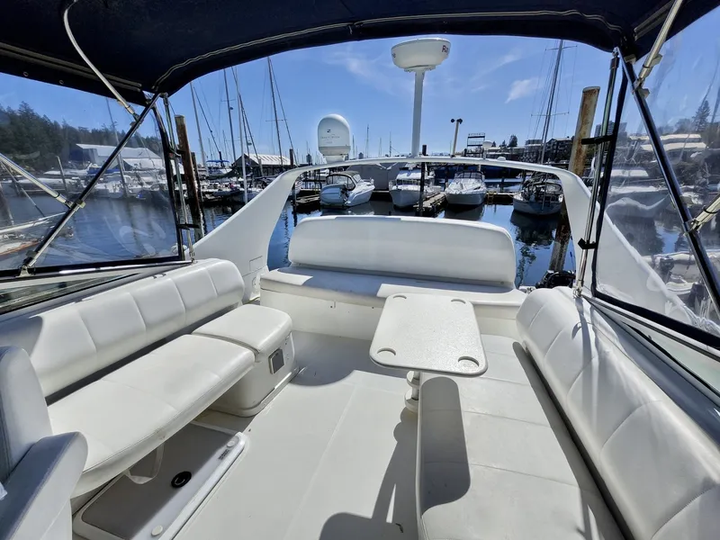 Slide: The Image of Carver Yachts 36 Mariner 2007 - 3