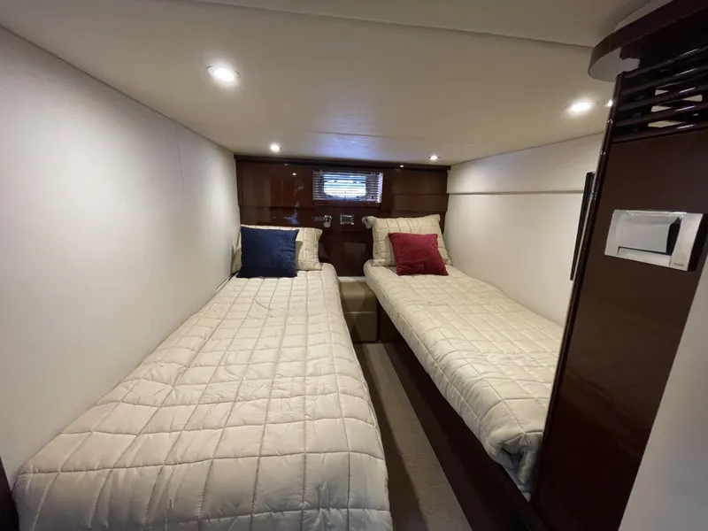 Slide: The Image of Sea Ray 480 Sundancer 2009 - 17
