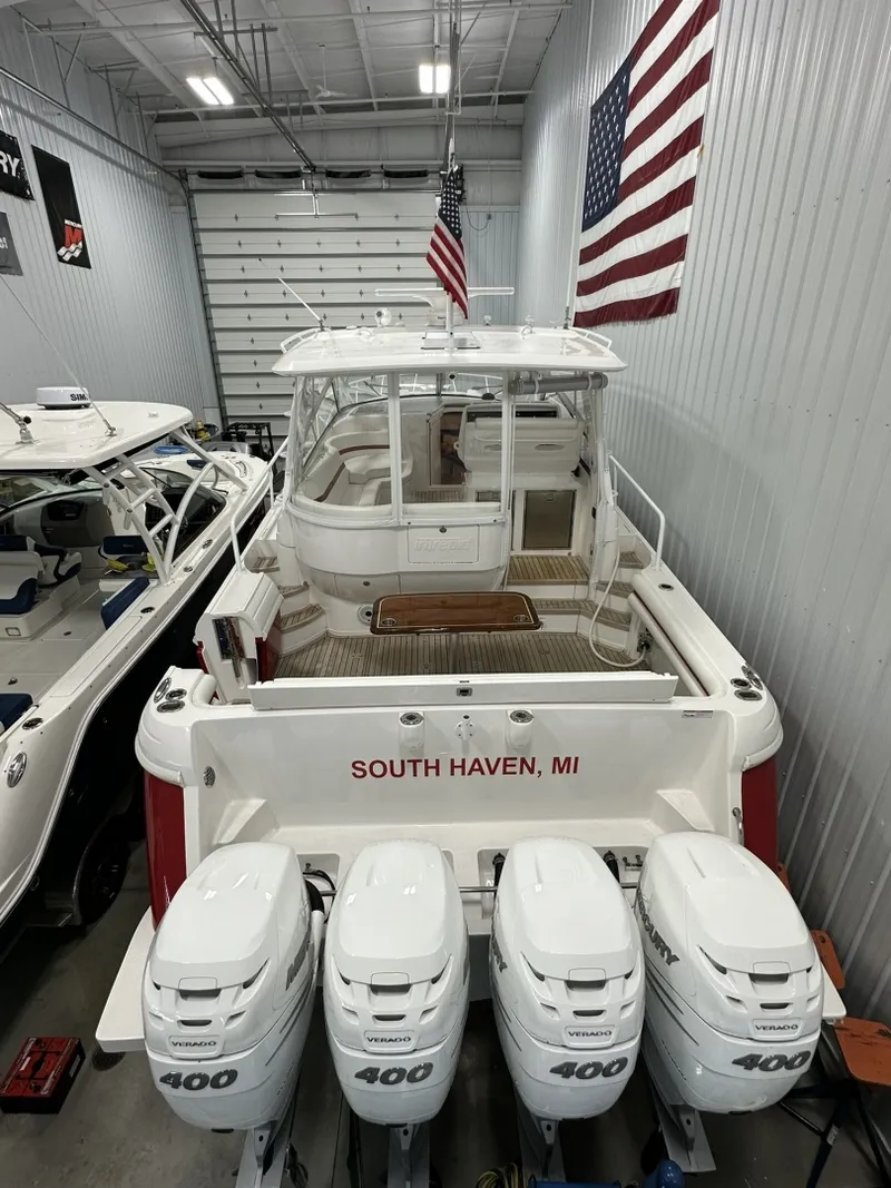 Slide: The Image of Intrepid 475 Sport Yacht 2020 - 35