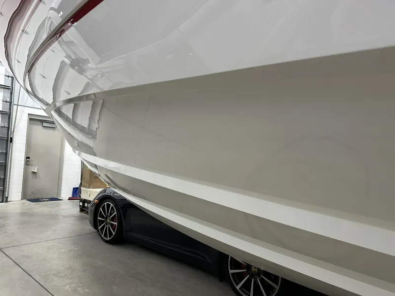 Slide: The Image of Intrepid 475 Sport Yacht 2020 - 40