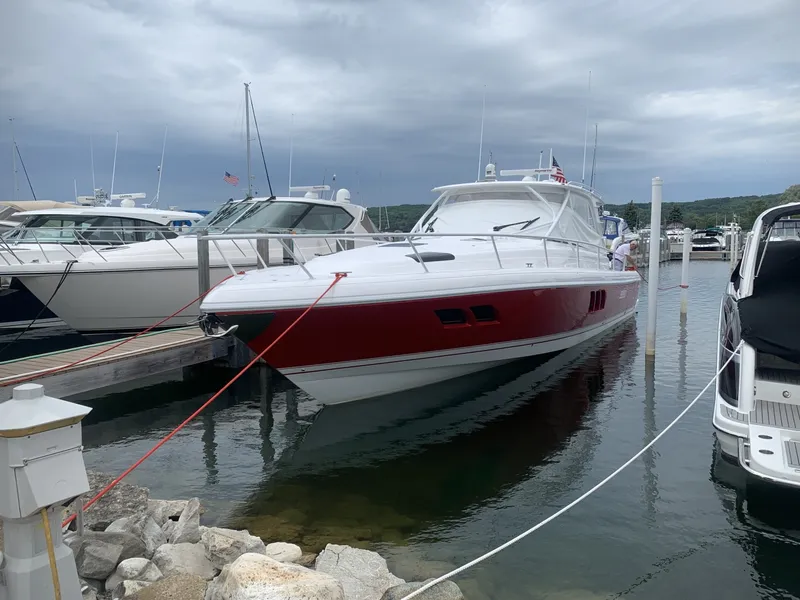 Slide: The Image of Intrepid 475 Sport Yacht 2020 - 42