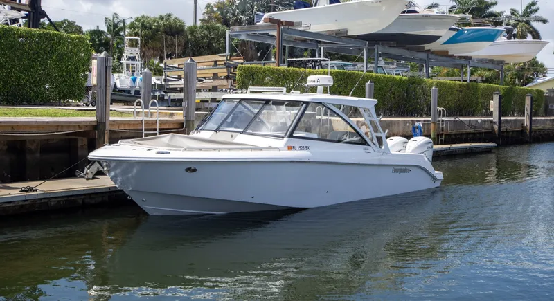Slide: The Image of Everglades 340 Dual Console 2019 - 16