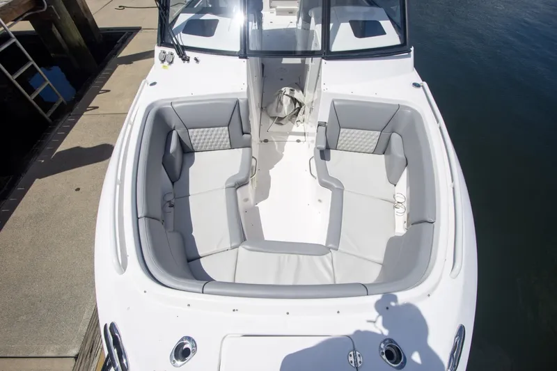 Slide: The Image of Everglades 340 Dual Console 2019 - 19