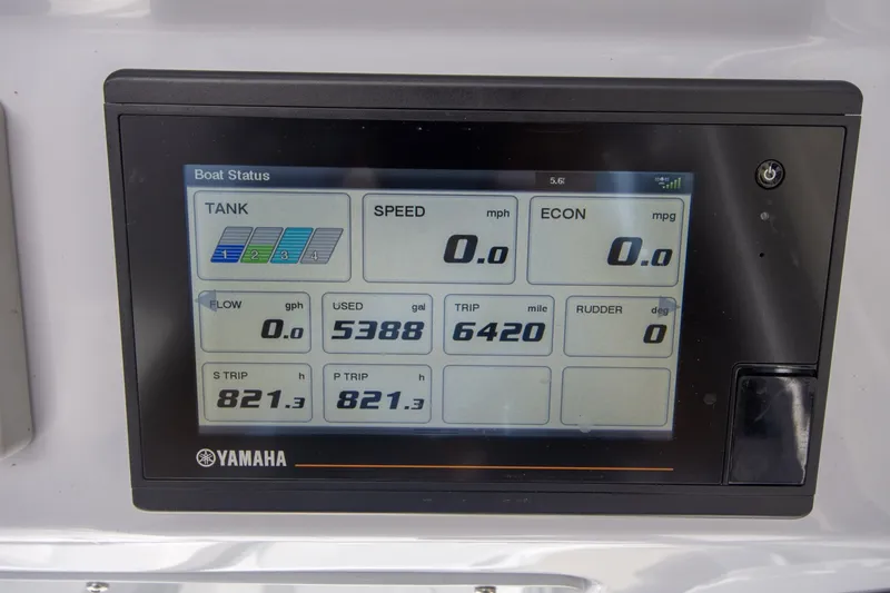Slide: The Image of Everglades 340 Dual Console 2019 - 6