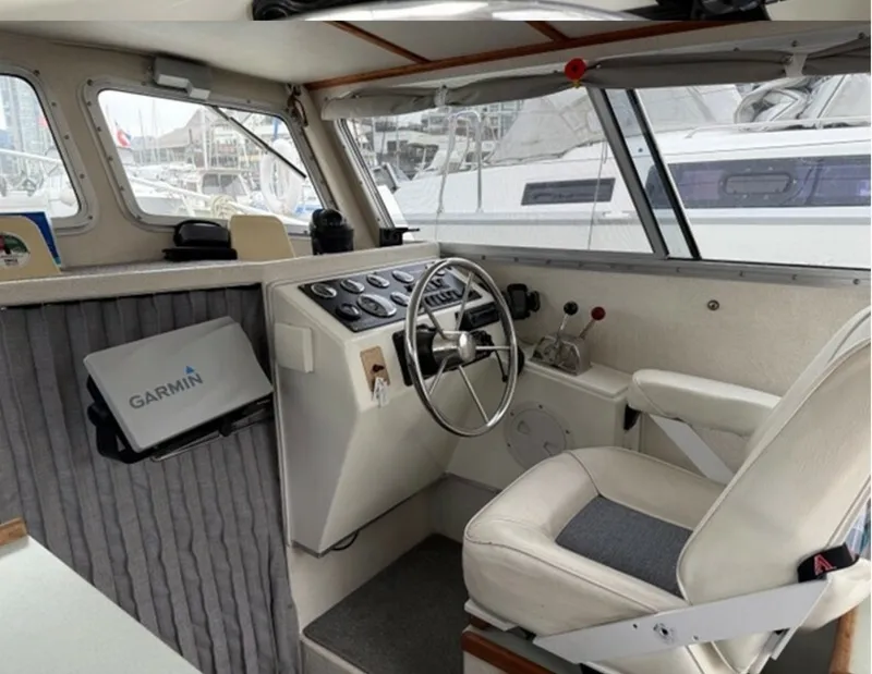 Slide: The Image of Sea Sport Explorer 2400 2003 - 12