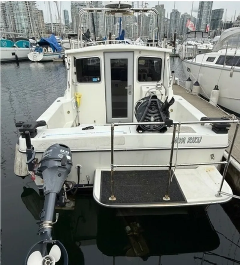 Slide: The Image of Sea Sport Explorer 2400 2003 - 2