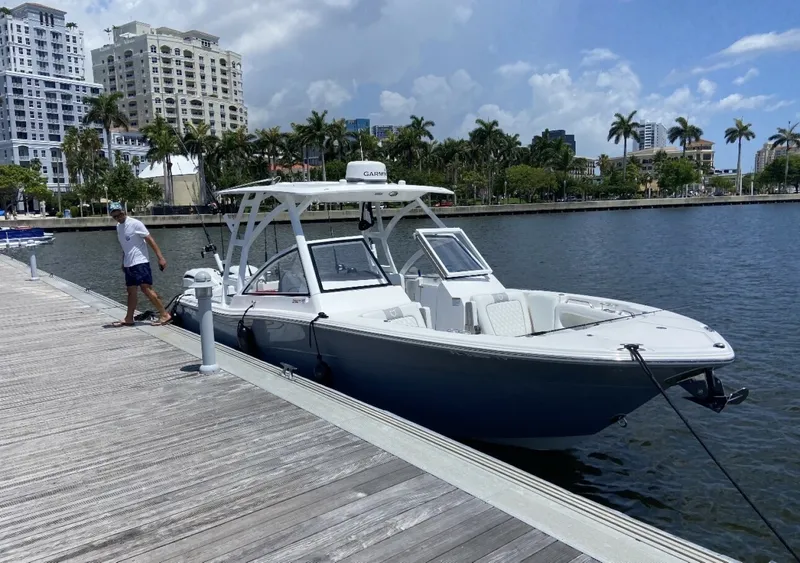 Slide: The Image of Sea Fox 288 Traveler 2025 - 5