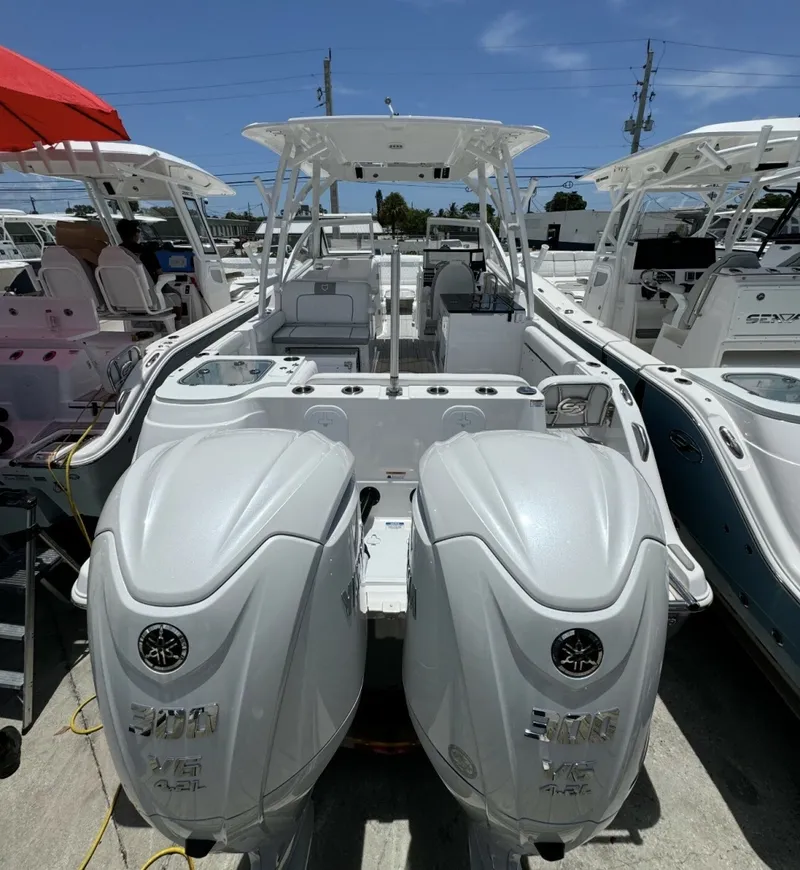 Slide: The Image of Sea Fox 288 Traveler 2025 - 9