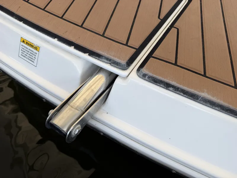 Slide: The Image of Rinker 350 Express Cruiser 2007 - 114