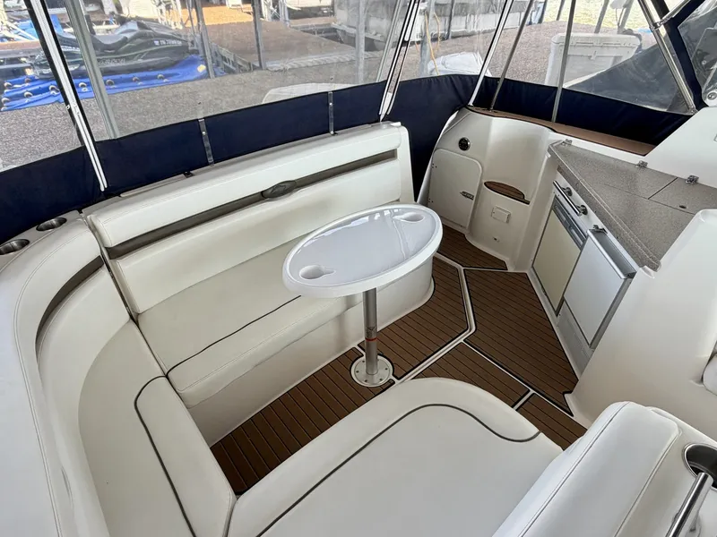 Slide: The Image of Rinker 350 Express Cruiser 2007 - 15