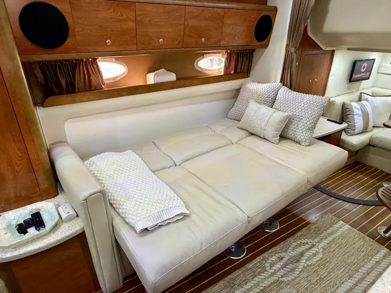 Slide: The Image of Rinker 350 Express Cruiser 2007 - 56