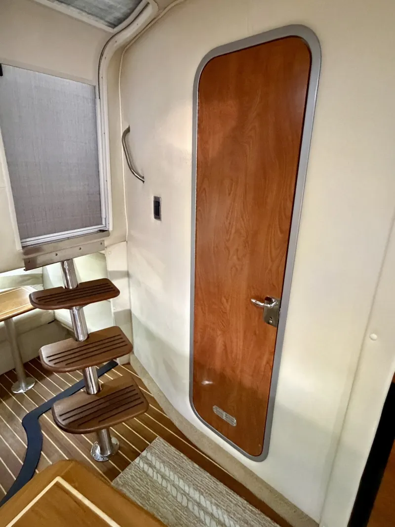 Slide: The Image of Rinker 350 Express Cruiser 2007 - 83
