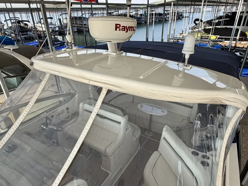 Slide: The Image of Rinker 350 Express Cruiser 2007 - 92