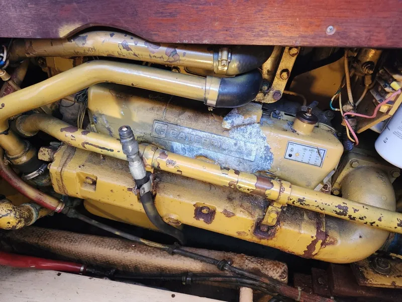 Slide: The Image of Luhrs Convertible 1987 - 28