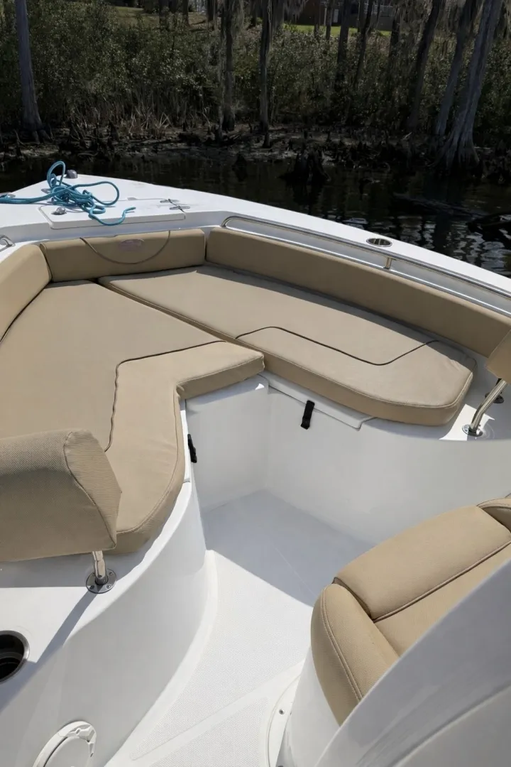 Slide: The Image of Sea Hunt Ultra 234 2018 - 10