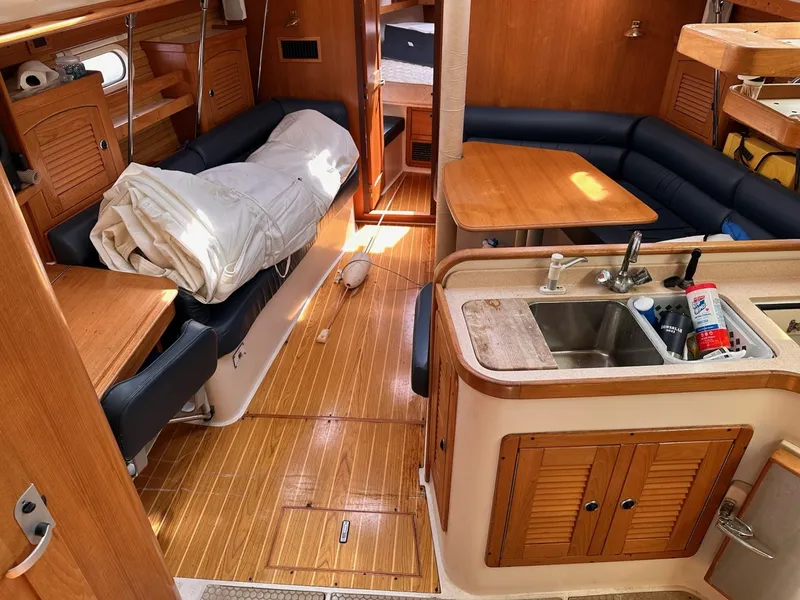 Slide: The Image of Catalina 400 mkII 2002 - 15