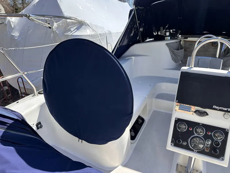 Slide: The Image of Catalina 400 mkII 2002 - 9